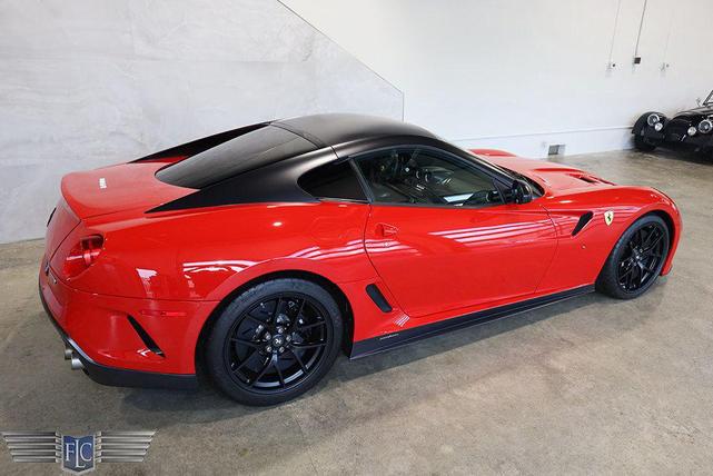 Photo of 2011 Rosso Corsa / Nero Opaco Ferrari 599 GTB Fiorano
