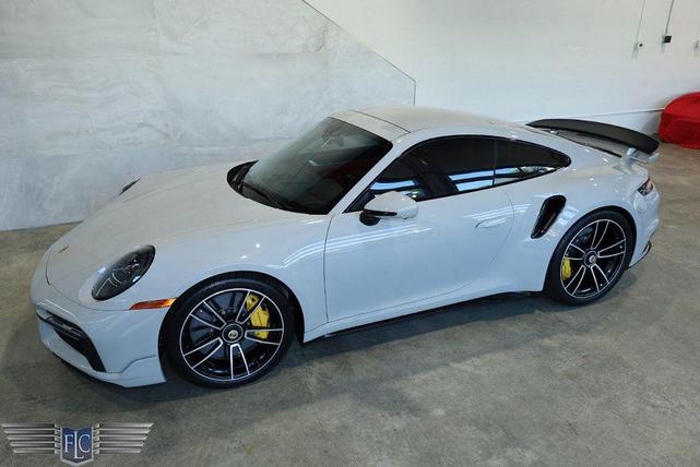 Photo of 2024 Chalk Porsche 911