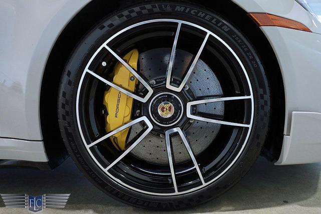 Photo of 2024 Chalk Porsche 911