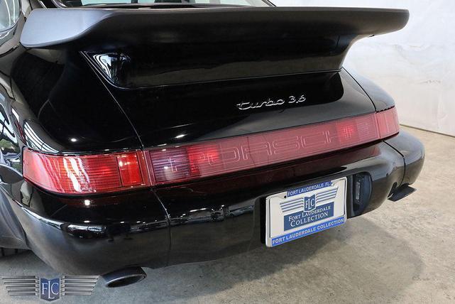 Photo of 1994 Black Porsche 911