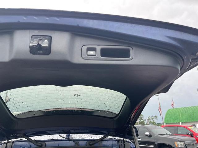 Photo of 2019 Obsidian Blue Pearl Honda CR-V