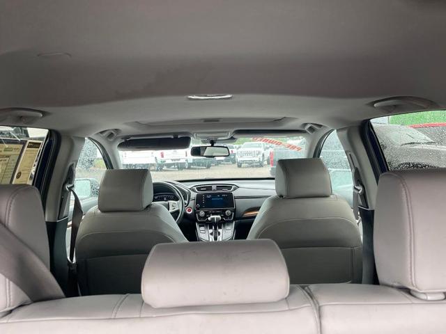 Photo of 2019 Obsidian Blue Pearl Honda CR-V