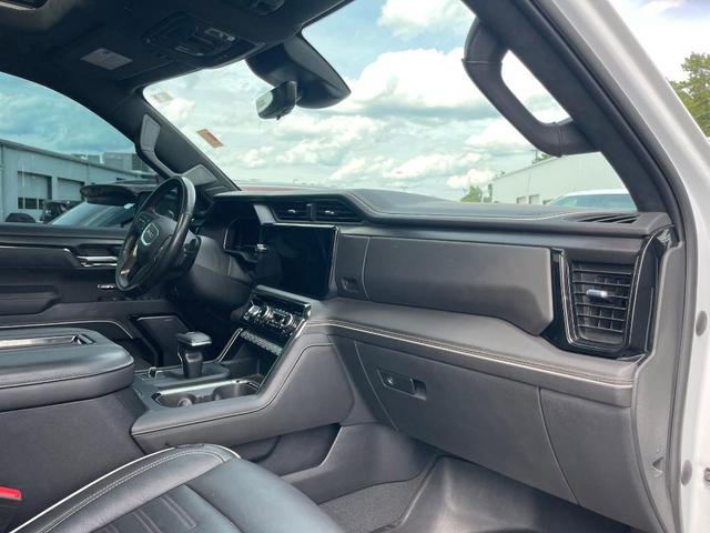 Photo of 2022 Summit White GMC Sierra 1500