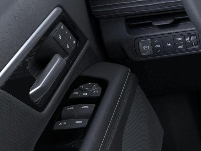 Photo of 2025 White GMC Sierra EV