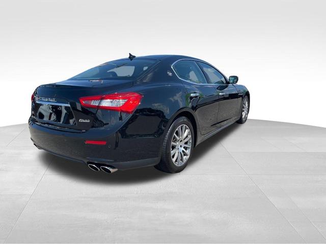 Photo of 2014 Nero Maserati Ghibli