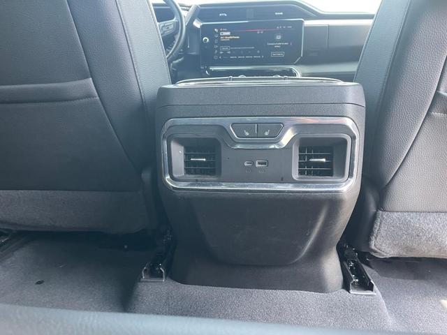 Photo of 2024 Onyx Black GMC Sierra 2500