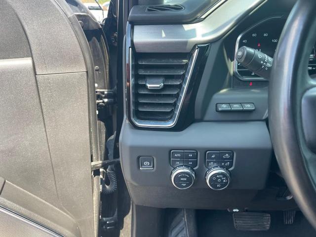 Photo of 2024 Onyx Black GMC Sierra 2500