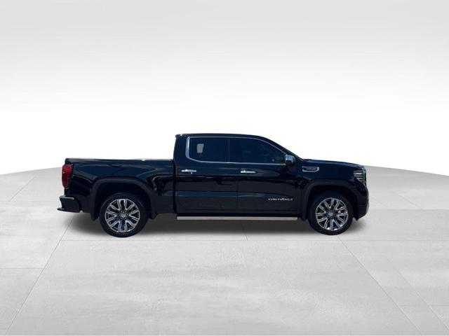 Photo of 2024 Onyx Black GMC Sierra 1500