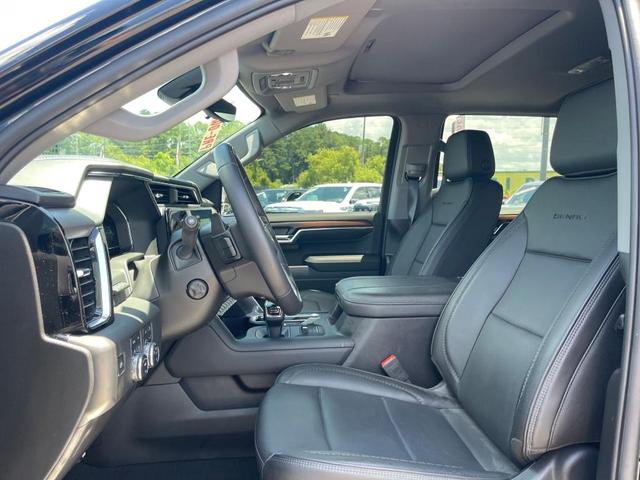 Photo of 2024 Onyx Black GMC Sierra 1500
