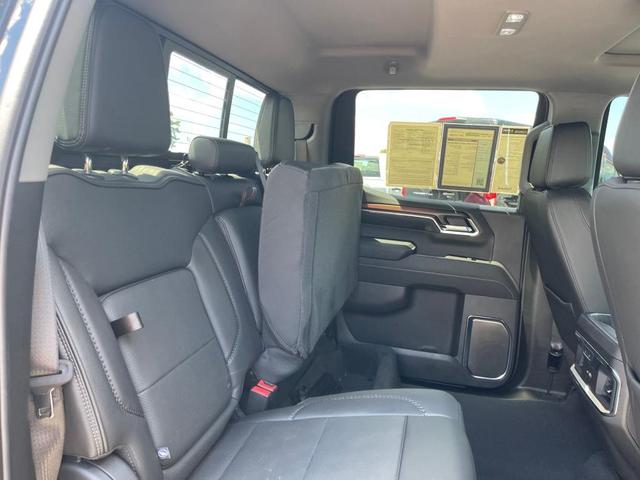 Photo of 2024 Onyx Black GMC Sierra 1500