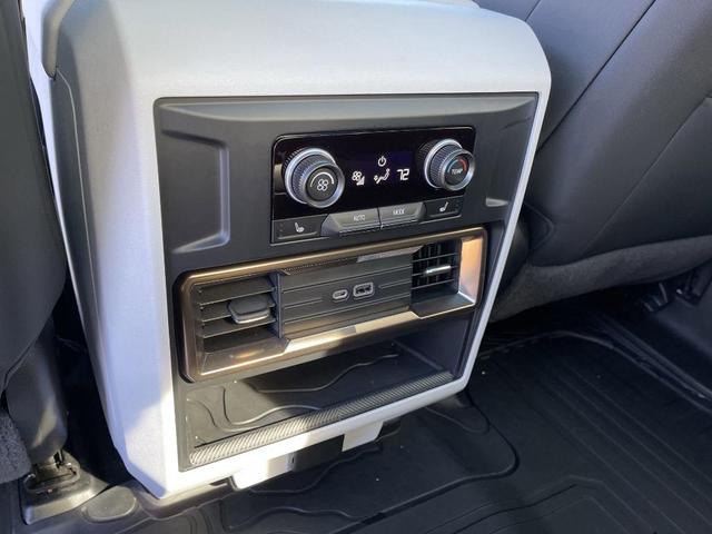 Photo of 2022 White GMC HUMMER EV
