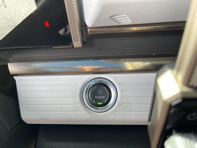 Photo of 2022 White GMC HUMMER EV