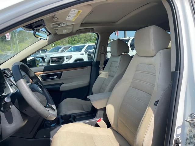 Photo of 2022 White Honda CR-V