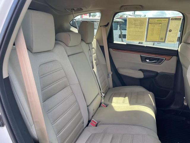 Photo of 2022 White Honda CR-V