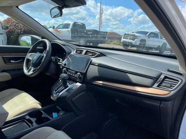 Photo of 2022 White Honda CR-V