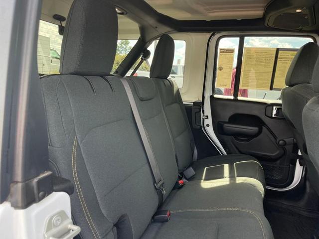Photo of 2024 Bright White Clearcoat Jeep Wrangler