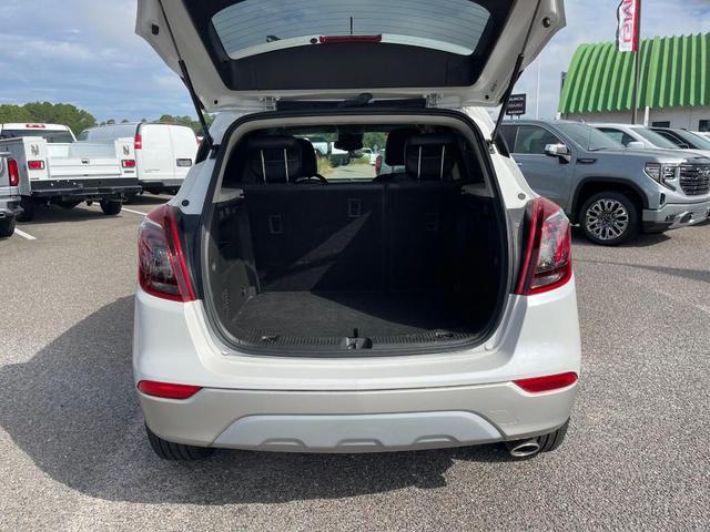 Photo of 2019 White Frost Tri-Coat Buick Encore