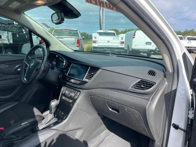 Photo of 2019 White Frost Tri-Coat Buick Encore