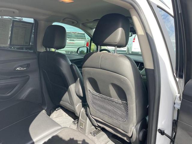Photo of 2019 White Frost Tri-Coat Buick Encore
