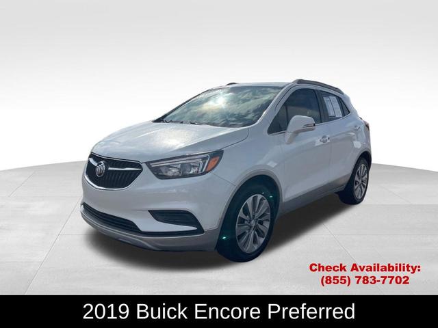 Photo of 2019 White Frost Tri-Coat Buick Encore