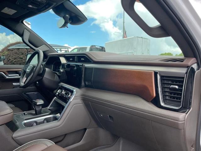 Photo of 2023 White Frost Tri-Coat GMC Sierra 1500