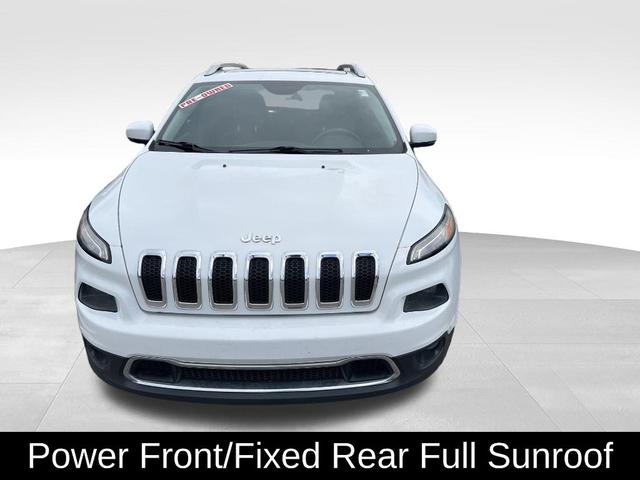 Photo of 2016 Bright White Clearcoat Jeep Cherokee