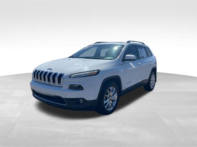 Photo of 2016 Bright White Clearcoat Jeep Cherokee