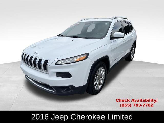 Photo of 2016 Bright White Clearcoat Jeep Cherokee