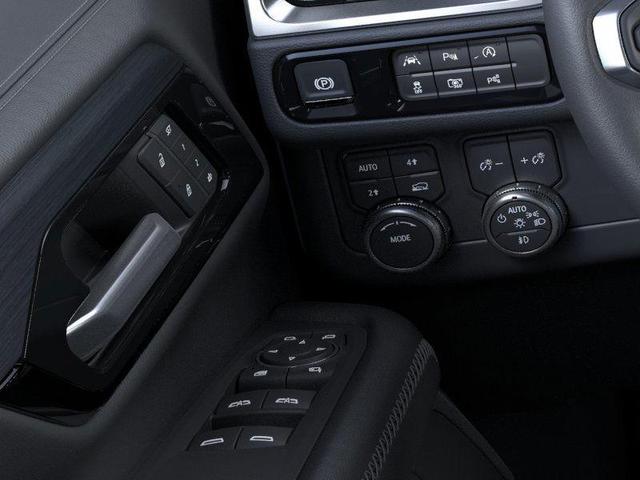 Photo of 2026 Glacier White Tricoat GMC Yukon