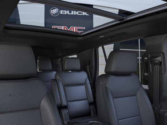 Photo of 2026 Glacier White Tricoat GMC Yukon