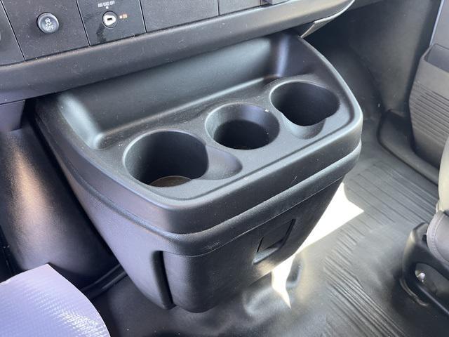 Photo of 2024 Summit White GMC Savana 2500