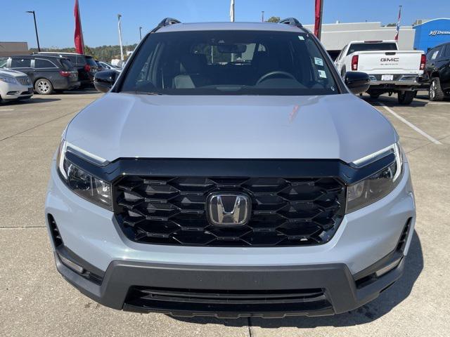 Photo of 2023 Sonic Gray Pearl Honda Passport