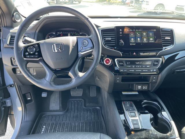 Photo of 2023 Sonic Gray Pearl Honda Passport