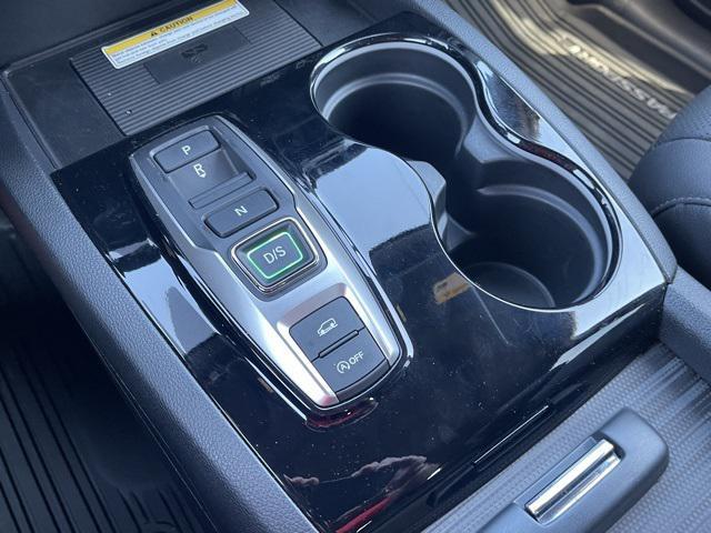 Photo of 2023 Sonic Gray Pearl Honda Passport