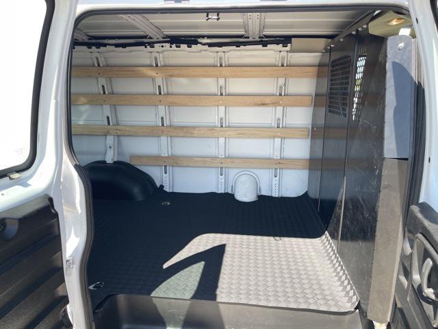 Photo of 2024 Summit White GMC Savana 2500