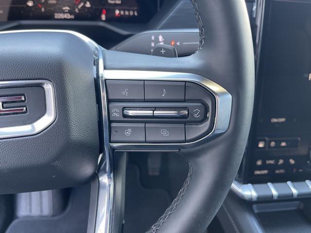 Photo of 2025 Crystal Metallic GMC Acadia