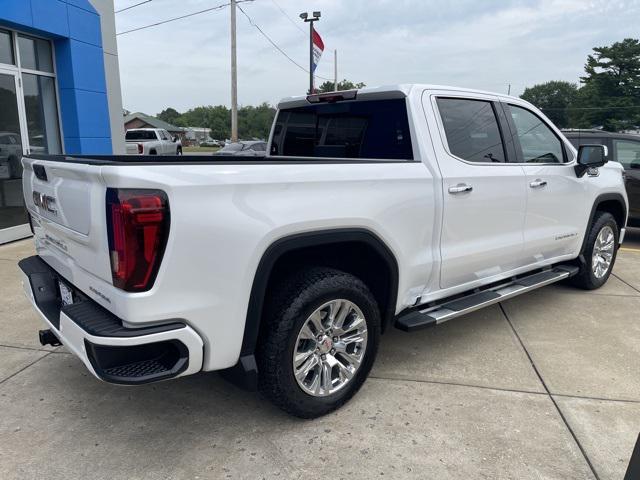 Photo of 2024 White Frost Tricoat GMC Sierra 1500