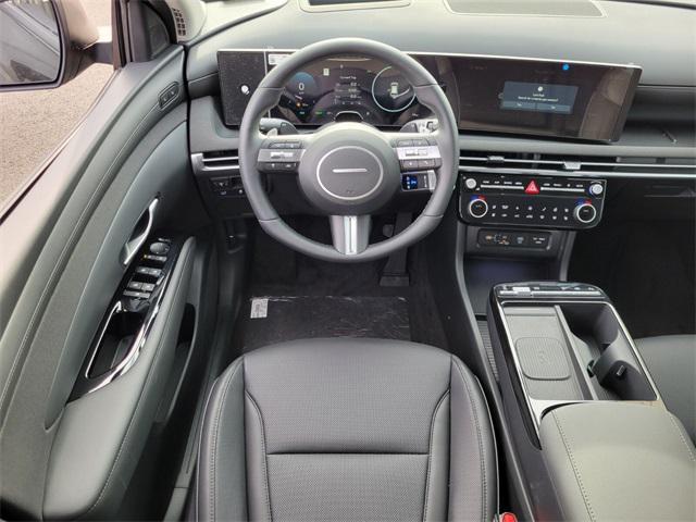 Photo of 2025 Ash Black Hyundai TUCSON Hybrid