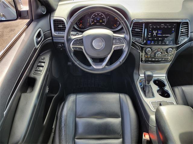 Photo of 2020 Slate Blue Pearlcoat Jeep Grand Cherokee