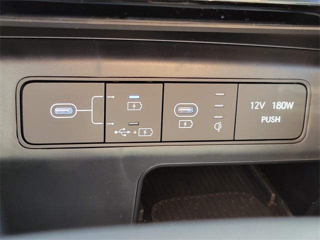 Photo of 2025 Phantom Black Hyundai TUCSON