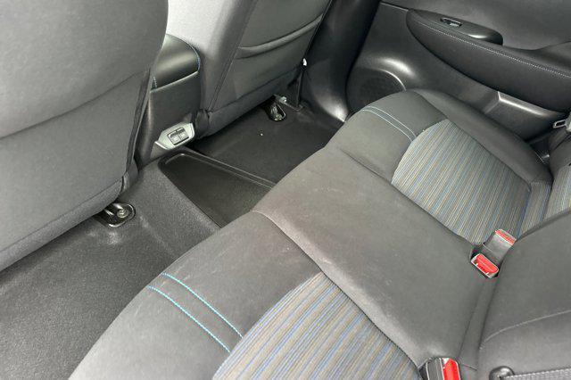 Photo of 2020 Gun Metallic Nissan Leaf