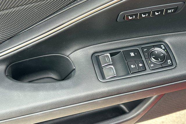 Photo of 2021 Infrared Lexus LC 500