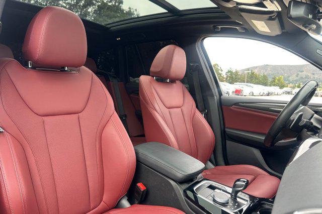 Photo of 2024 Brooklyn Grey Metallic BMW X3