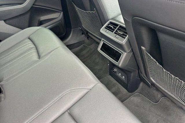 Photo of 2023 Florett Silver Metallic Audi e-tron