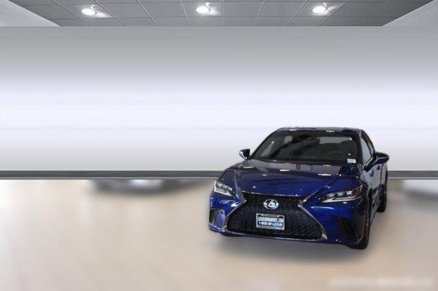 Photo of 2023 Florett Silver Metallic Audi e-tron