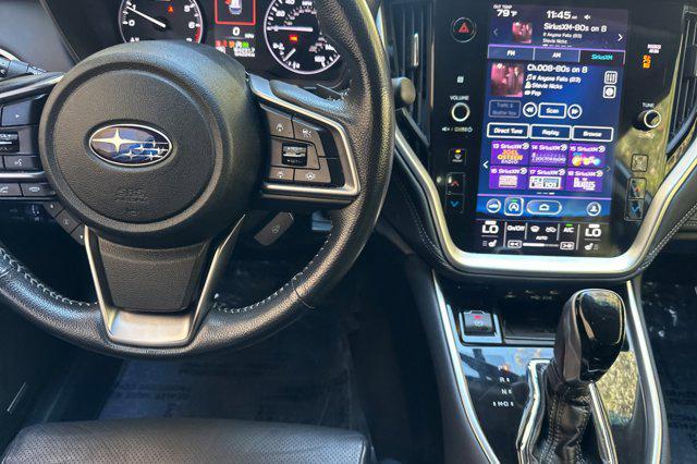 Photo of 2021 Ice Silver Metallic Subaru Outback