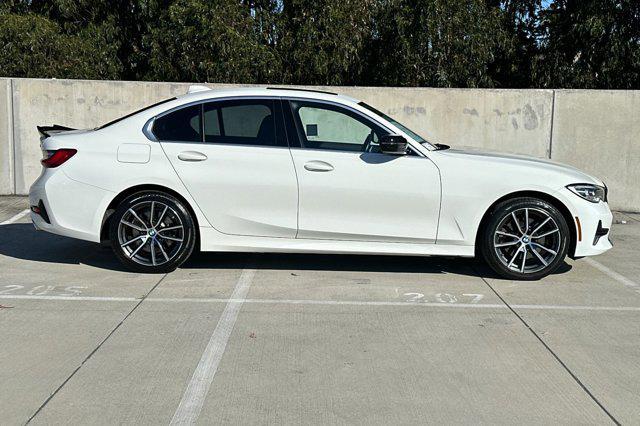 Photo of 2021 Alpine White BMW 330e