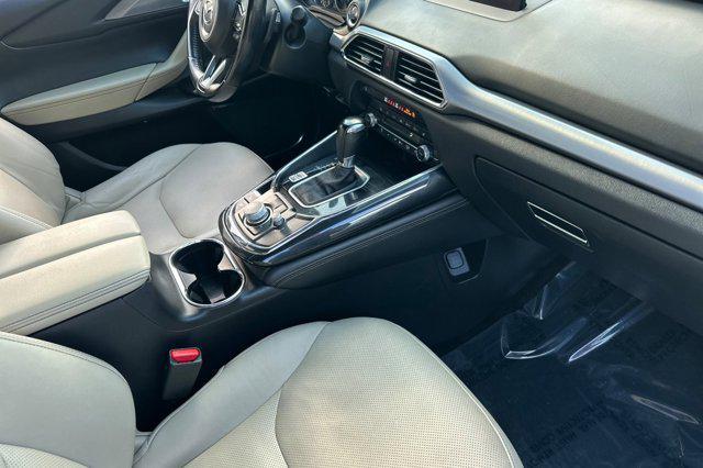 Photo of 2023 Jet Black Mica Mazda CX-9