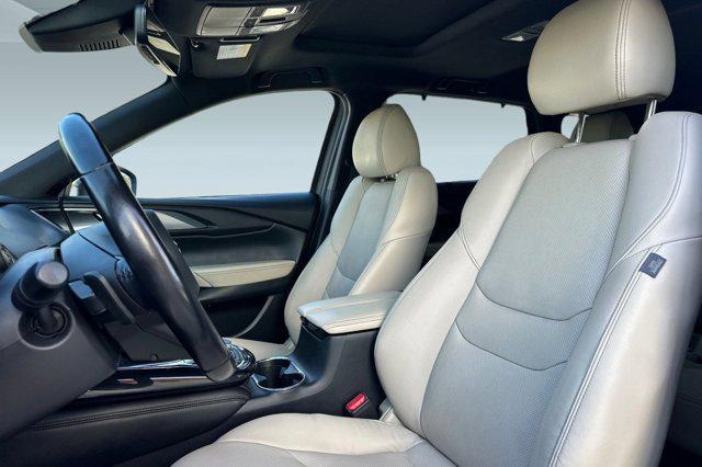 Photo of 2023 Jet Black Mica Mazda CX-9
