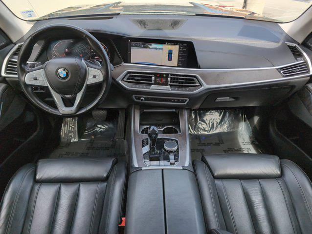 Photo of 2019 Phytonic Blue Metallic BMW X7